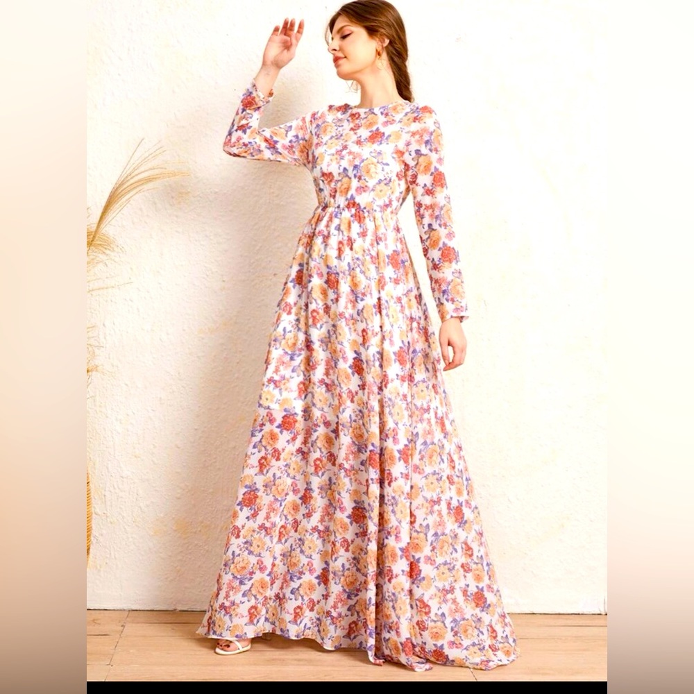 All over floral print dress available in blue as well